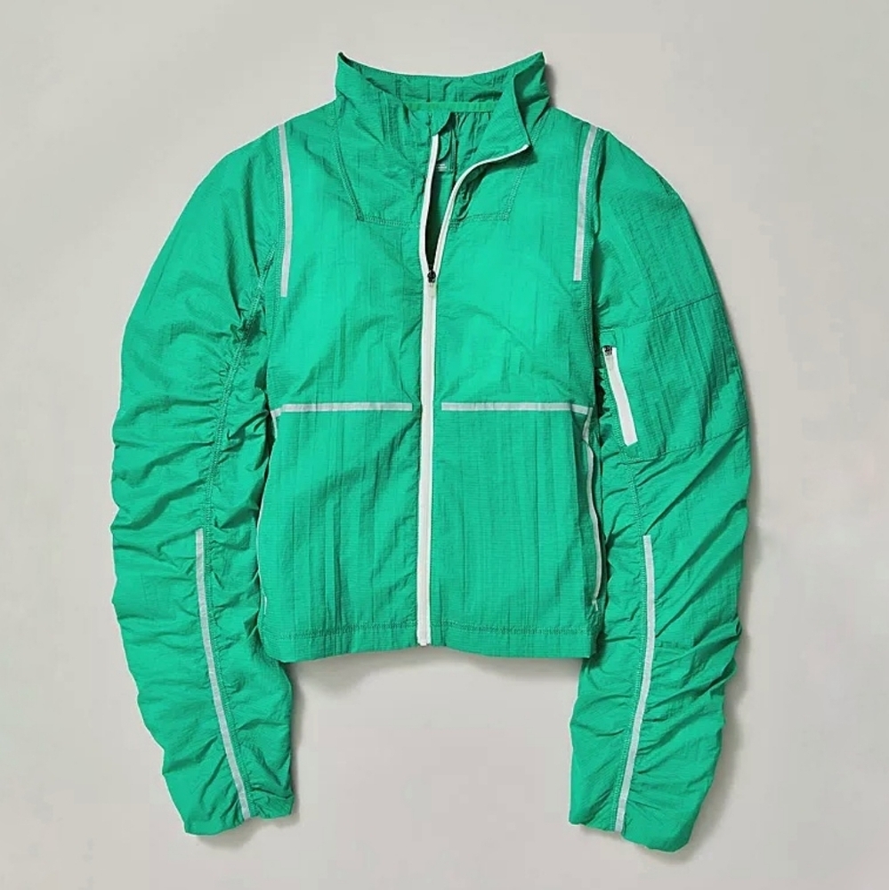 Free People Great Escape Run Windbreaker jacket green size medium NEW NWOT